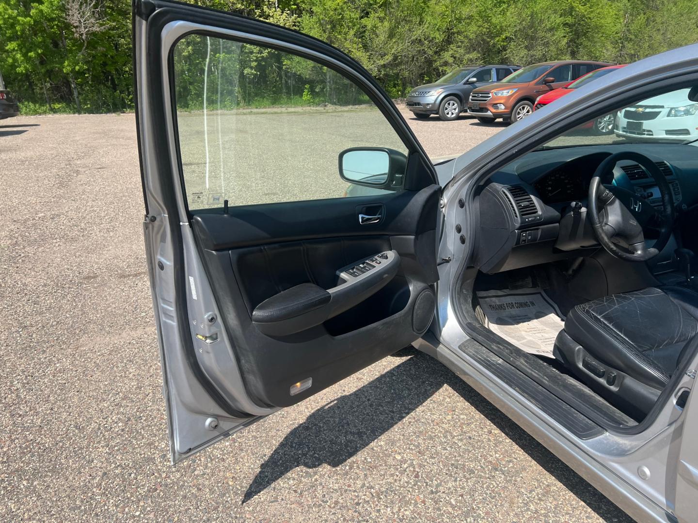 2007 Honda Accord (1HGCM66547A) , located at 17255 hwy 65 NE, Ham Lake, MN, 55304, 0.000000, 0.000000 - Photo#8